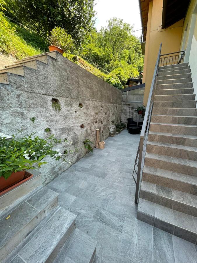 Little House Lezzeno Apartment Bagian luar foto