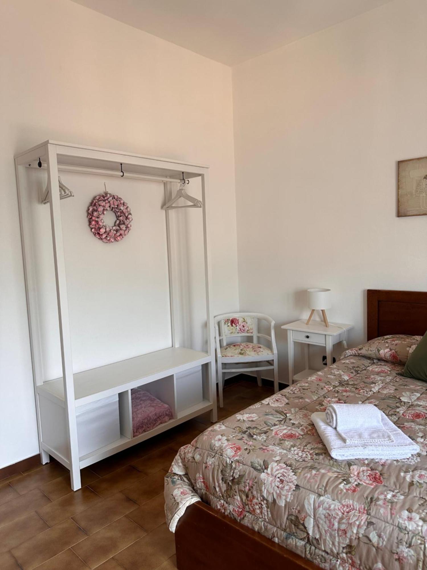 Little House Lezzeno Apartment Bagian luar foto