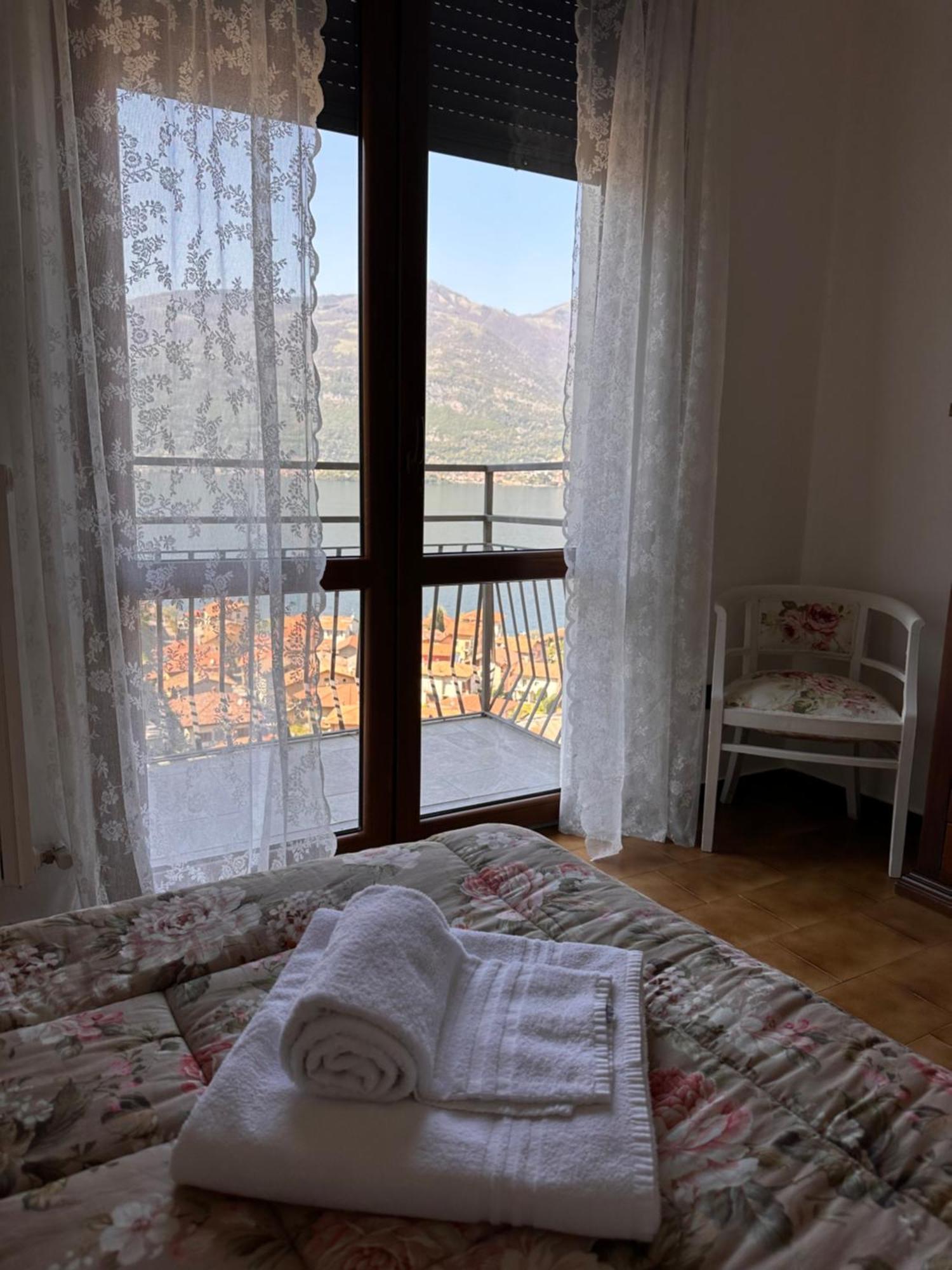 Little House Lezzeno Apartment Bagian luar foto